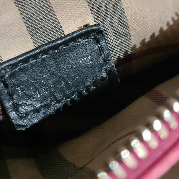 Burberry shoulder / wristlet leather bag - Picture 4 of 10